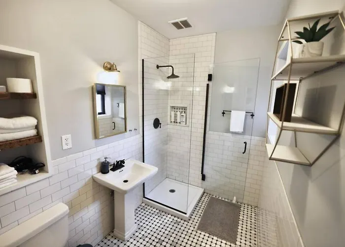 Appartement Hostwise - The Ohioan - Beautiful Brick Apt, Minutes To Downtown! *